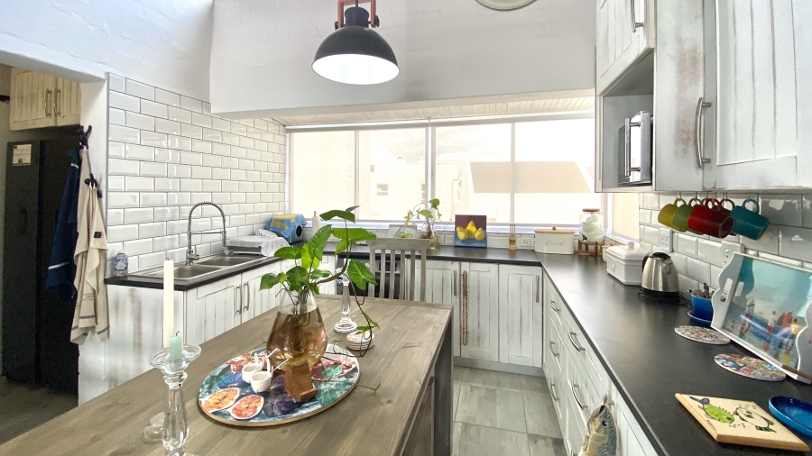 2 Bedroom Property for Sale in Dwarskersbos Western Cape